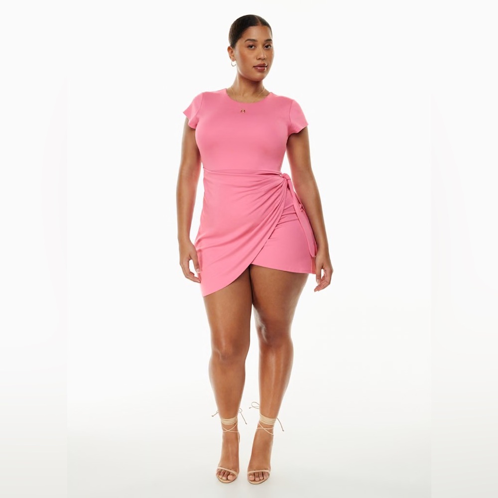 Aritzia Wilfred Lune Dress in Bubble Pink
